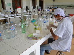 CÁCH LẤY MẪU NƯỚC VÀ BẢNG GIÁ XÉT NGHIỆM NƯỚC